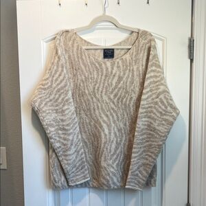Abercrombie & Fitch Beige Zebra Pattern Sweater